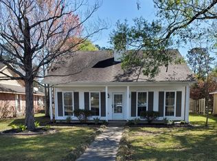 27256 Lakefront Dr, Denham Springs, LA 70726