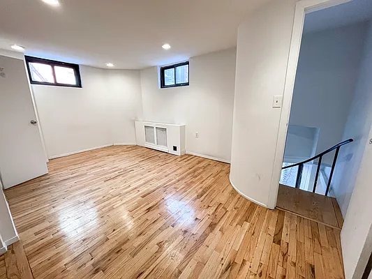 Rented by Highline Residential | media 16