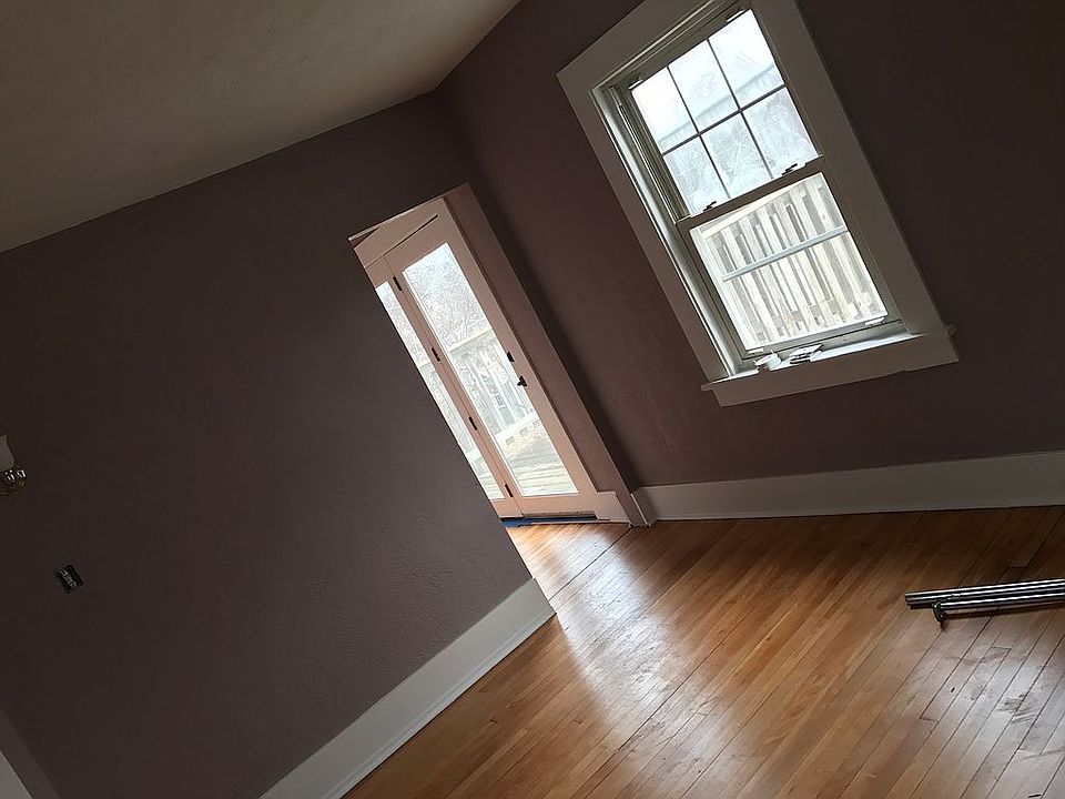 1st image of 1015 Grant Ave