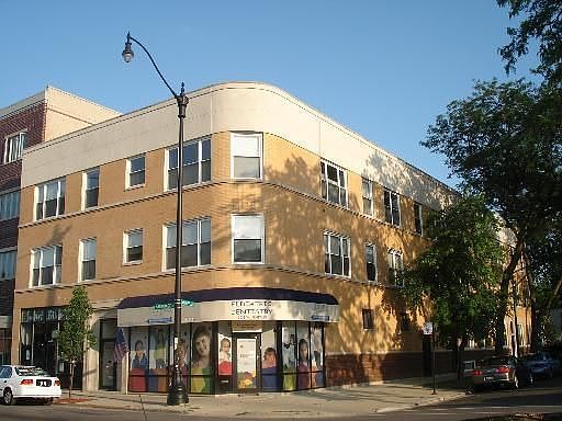 1st image of 3031 W Armitage Ave