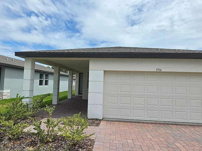 3916 Giorgio Dr — Photo 1