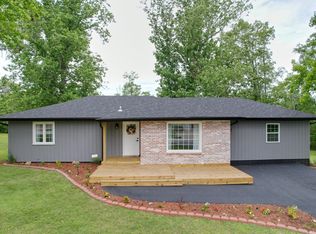 2117 Lakeview Dr, Ava, MO 65608