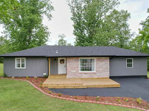 2117 Lakeview Drive, Ava, MO 65608