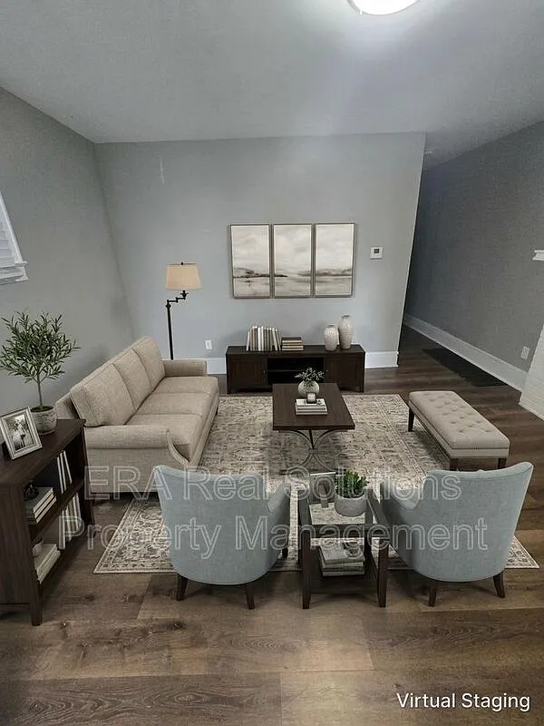 2 bed, 1.0 bath, 955 sqft, $1,100 — Photo 3