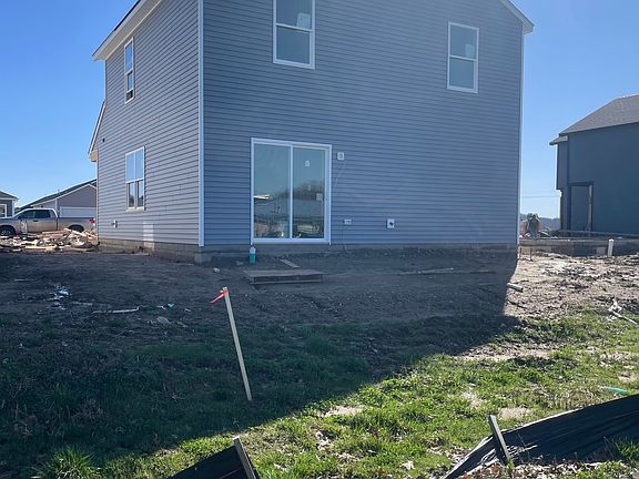 3rd image of 1084 Tomahawk Pl