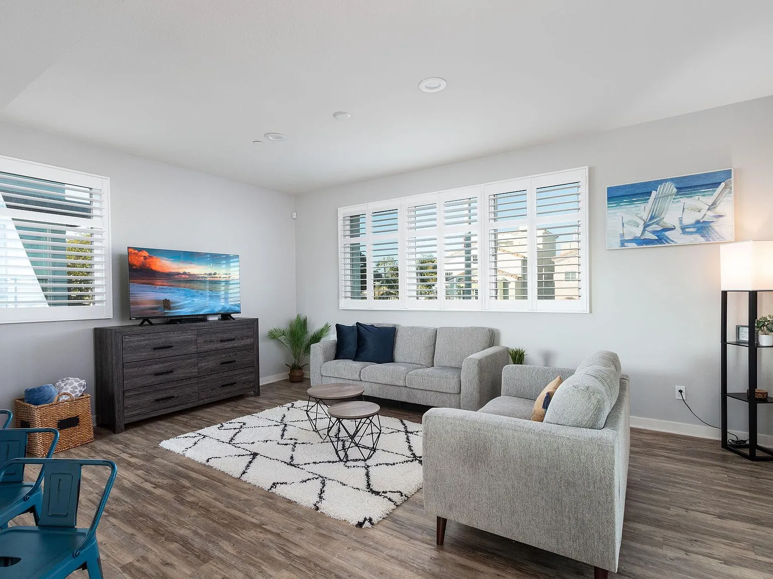 2 bed, 2.5 bath, 1500 sqft, $5,500 — Photo 3