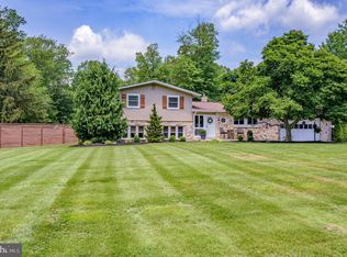 309 Fairhill Rd, Hatfield, PA 19440