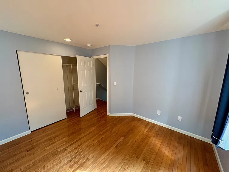 1541 Cherrylane Pl S — Photo 11