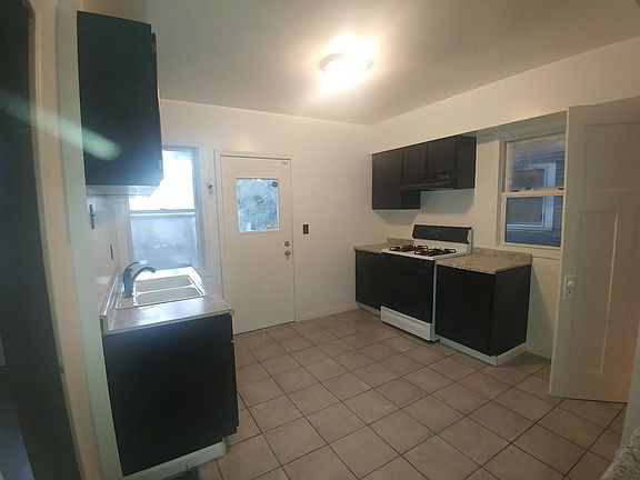 5th image of 510 N 2nd St