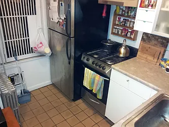 Rented by ZealEstate Group Inc