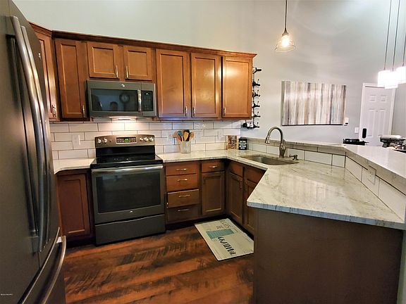 3rd image of 8685 S Jasonville Ct SE #187
