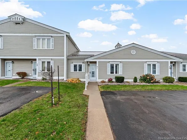 50 McAuley Dr #51, Moncton, NB E1A 6R2