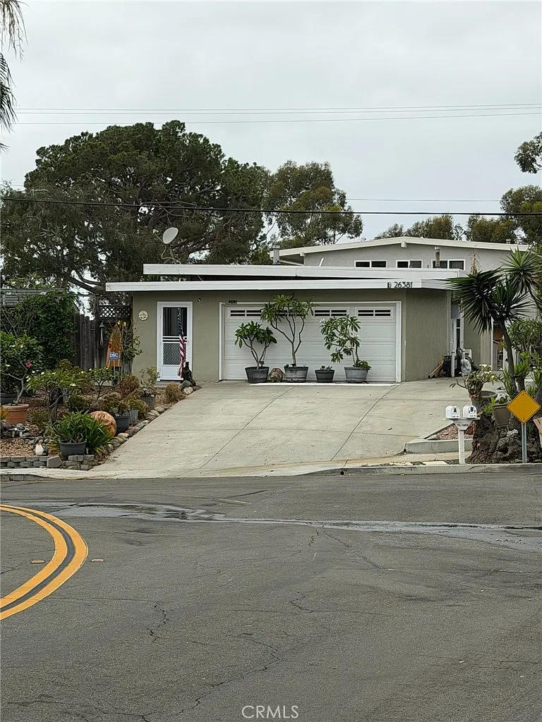 26381 Via Canon — Photo 1