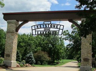 5002 Fox Fire Ln SE, Cedar Rapids, IA 52403