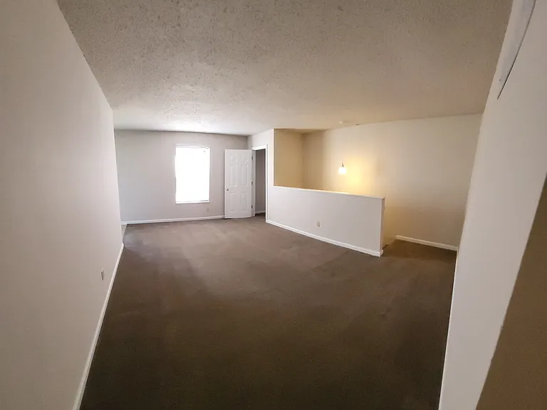 Highland House Villas — Photo 16