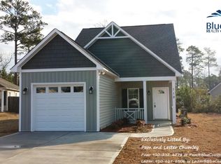 112 Blossom Cir, Hampstead, NC 28443