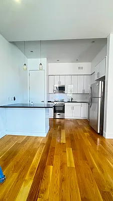 Rented by Voro New York | media 2