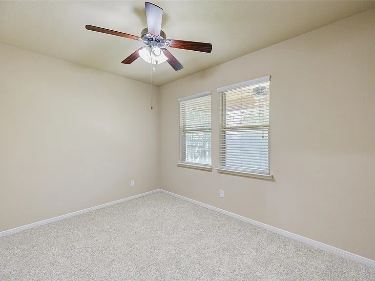 19306 Boulder Bay Ln — Photo 31