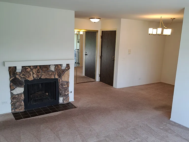 226 Arrowwood Ct #D-2 — Photo 9