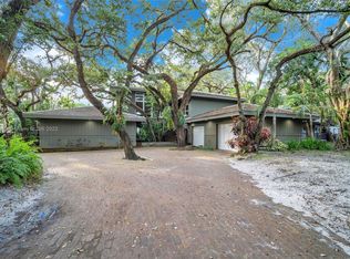 5891 SW 37th Ter, Fort Lauderdale, FL 33312