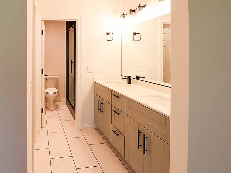 826 Thornton Ct #2 — Photo 6