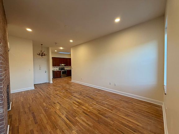 4th image of 250 W 138th St APT 6