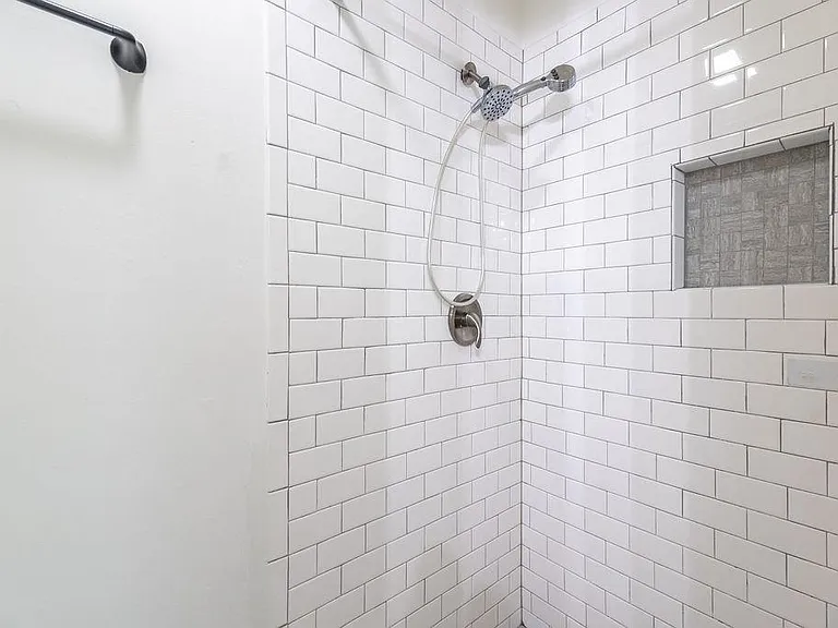 5202 Greenheart Dr — Photo 16
