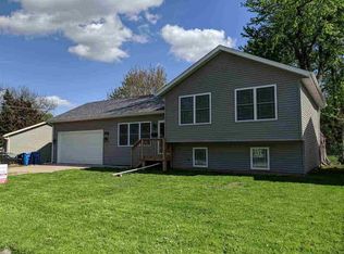 1408 5th Ave, Silvis, IL 61282