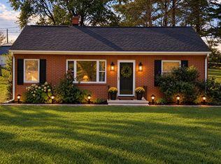 47 Dale Rd, Troutville, VA 24175