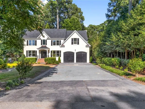 1116 Rose Ln, Virginia Beach, VA 23451