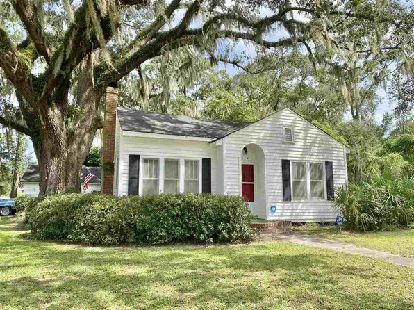 514 Calhoun St N, Perry, FL 32348