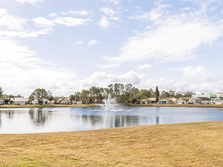 4607 Osceola Point Trl — Photo 16