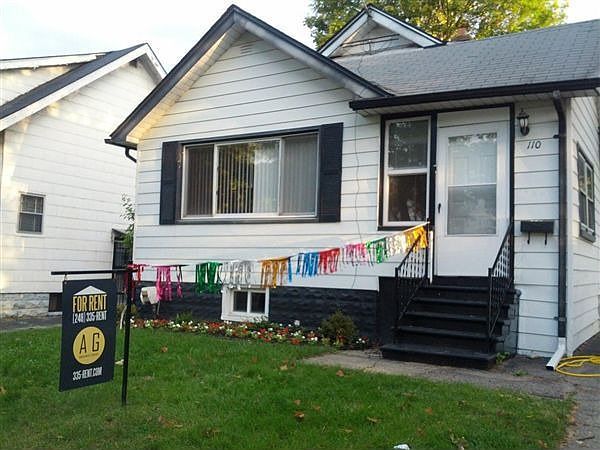110 Parkdale - Ext