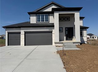 15334 W 162nd St, Olathe, KS 66062