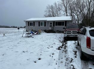 1129 Flajole Rd, Midland, MI 48642