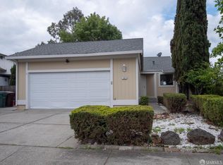 325 Newbury St, Hercules, CA 94547