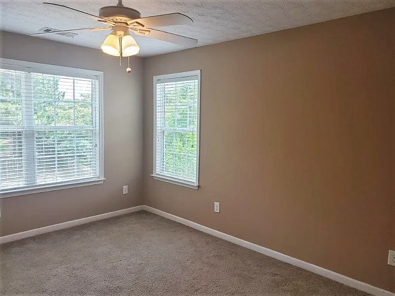 9001 Scottsdale Ct — Photo 33