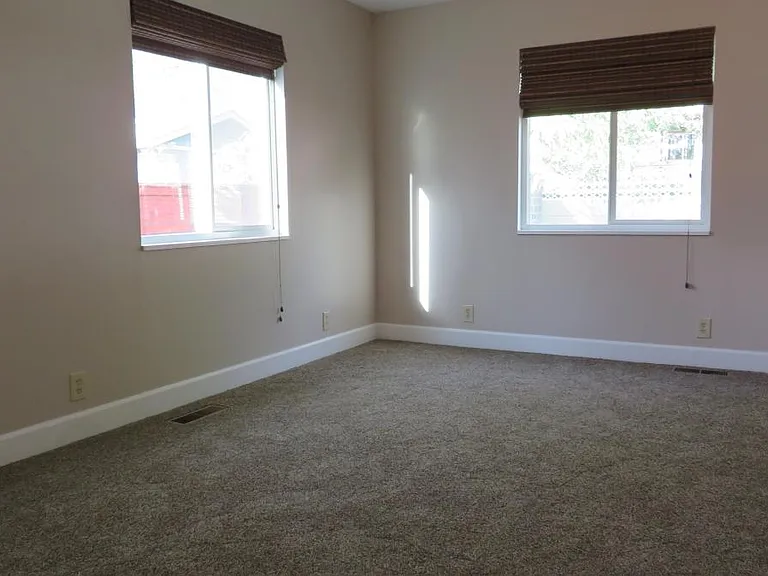3091 S Imperial St — Photo 10