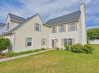 80 Pelican Dr #80, Walpole, MA 02081