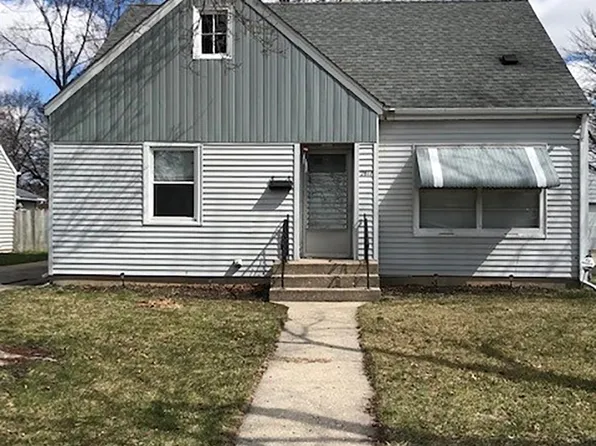 2611 Prial Ave, Rockford, IL 61101