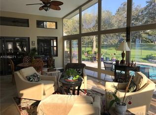 8845 Southern Orchard Rd N, Davie, FL 33328