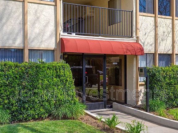 3rd image of 350 S Sierra Madre Blvd APT 2