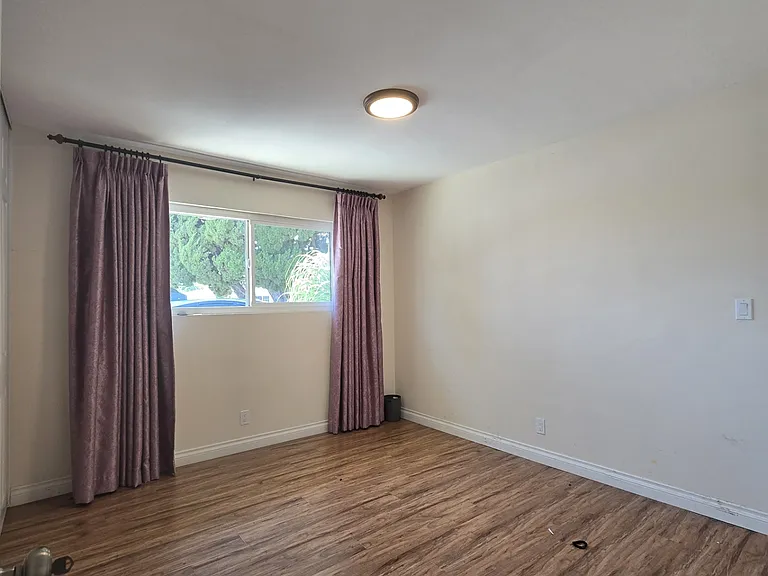 931 W Bainbridge Ave — Photo 12