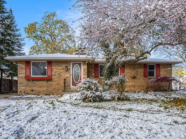 1227 Parkhurst Ave NW, Grand Rapids, MI 49504