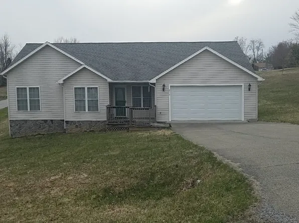 306 River Hill Rd NW, Riner, VA 24149