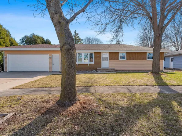 1202 S Lee St, Appleton, WI 54915