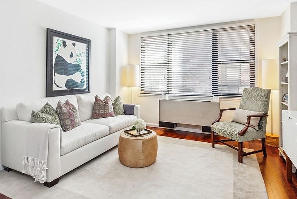 1st image of 130 E 18th St APT 4K