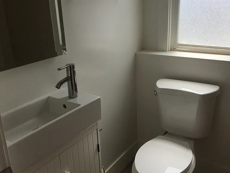 Anita Road Apartments — Photo 24