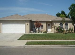 465 Westgate Pl, Lemoore, CA 93245