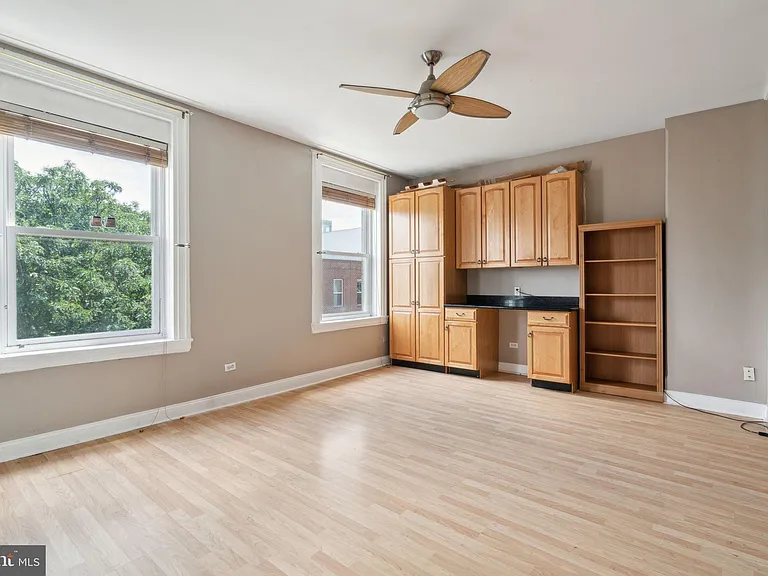 1936 N 7th St #3 — Photo 12